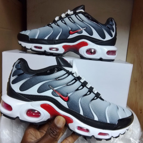 Nike TN Black-Grey
