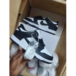 Nike SB Dunk Black White
