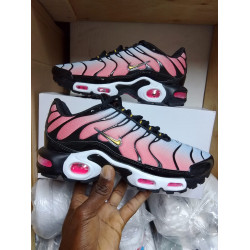 Nike TN Pink